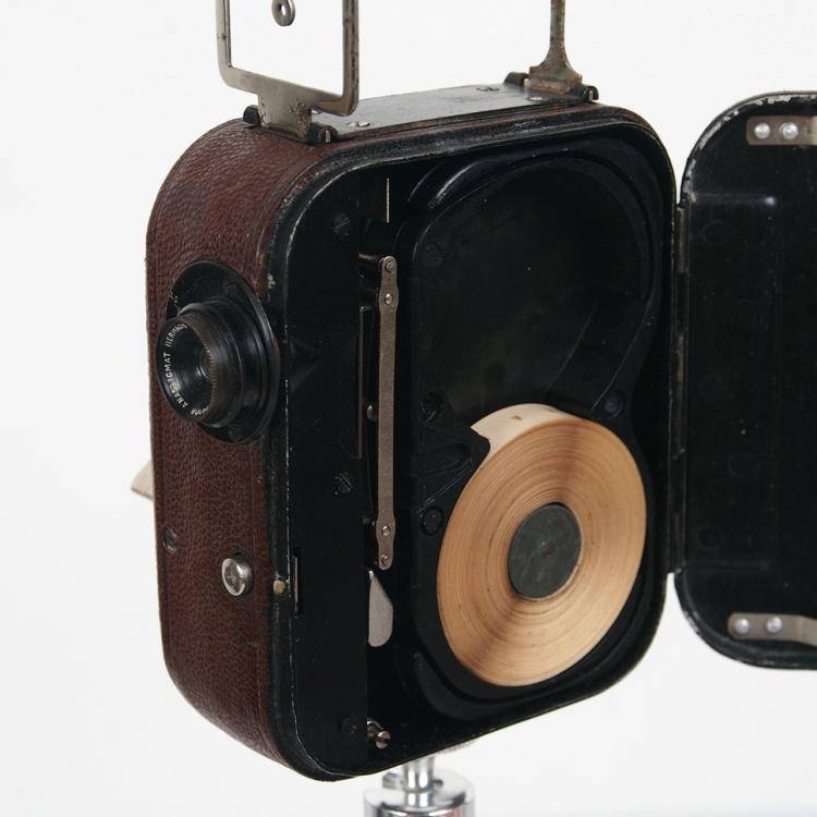 Western antique French antique camera old - fashioned hand rocking 9 5mm mm electricity