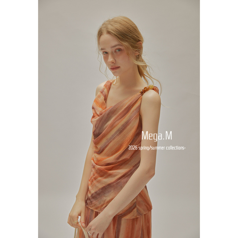 Margemeng Dreamy Gradient Asymmetric Top Women's 2026 Summer New French Retro Camisole