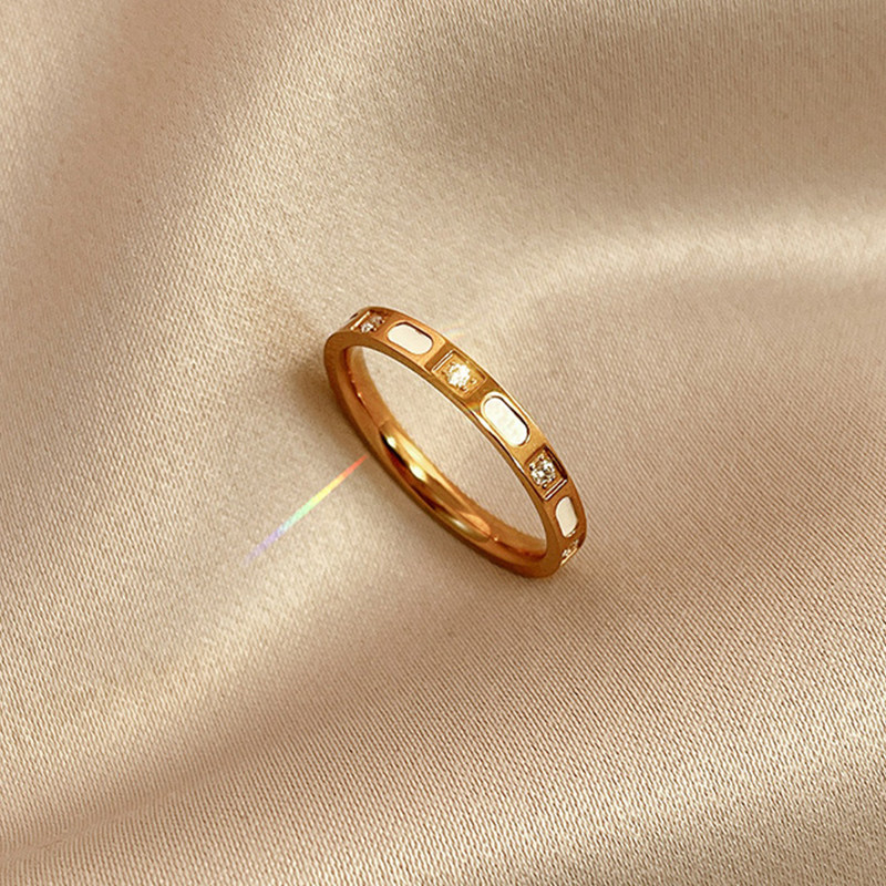 French Baichuan fritillary ring female niche design cold wind senior 2022 new plain ring index finger ring