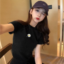  Net red little daisy black t-shirt womens short-sleeved ins tide summer small half-high-neck tight cotton slim-fit top printing