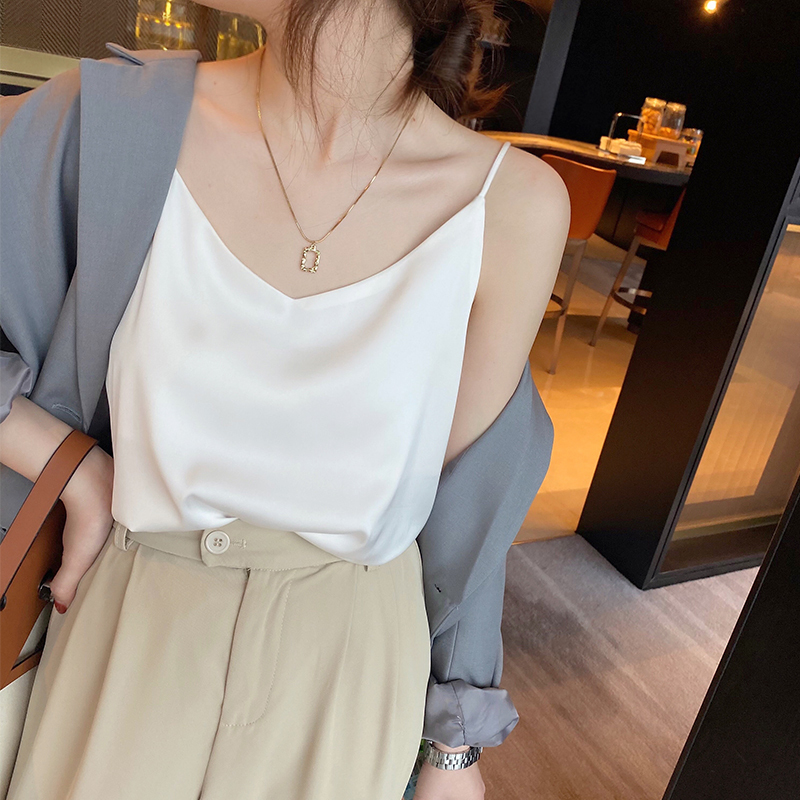 White Camisole Undershirt for Women 2026 New V-Neck Faux Silk Top Acetate Satin Blazer Base Shirt