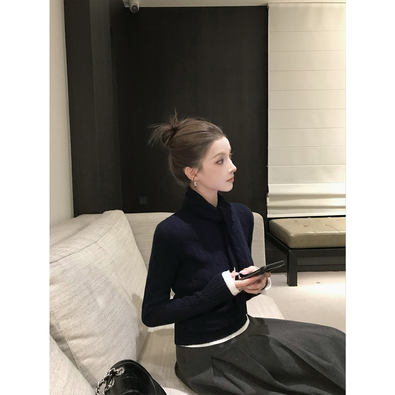 Jupiter Eira Wool Turtleneck Wide-Brimmed Scarf Style Retro Sweater with Waist-Cinching and Slimming Effect, Paired with a Cable Knit Top