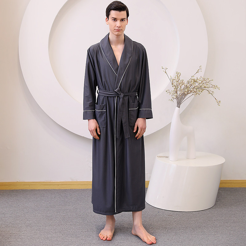 2022 new men's sleeping robes Spring and autumn season Huafg thin sleepwear long sleeves lengthened large size 260 catty bathrobe