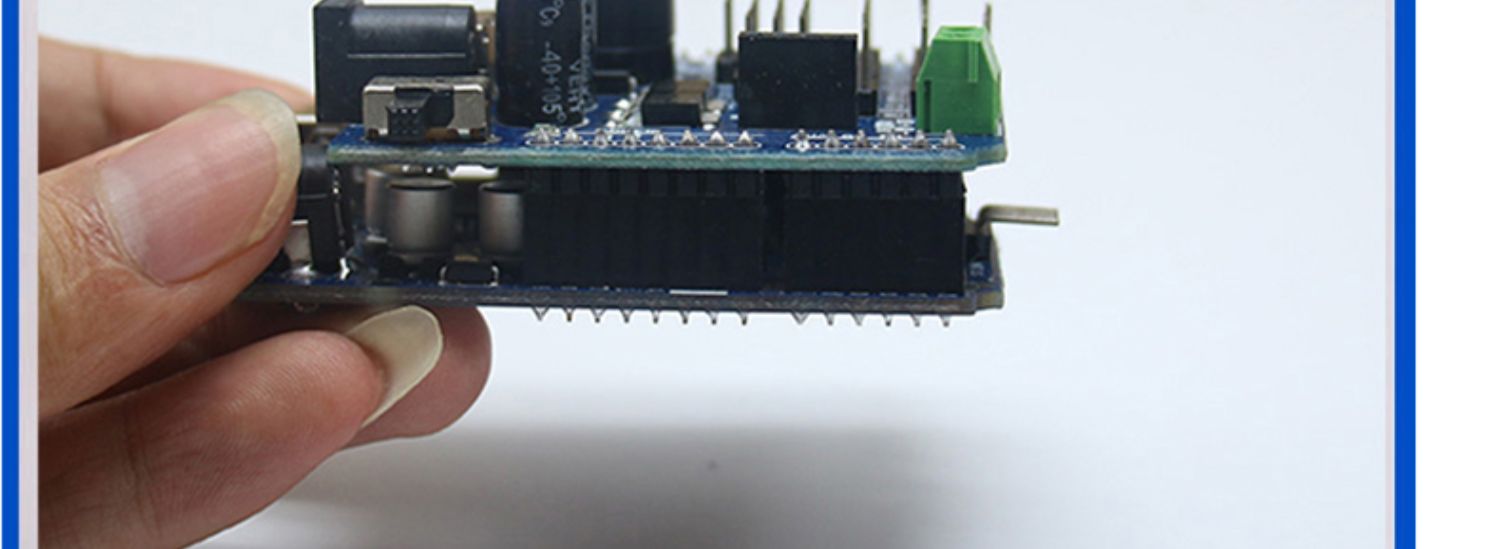 编程机器人STM32四驱wifi智能小车套件arm嵌入式开发板keil编程