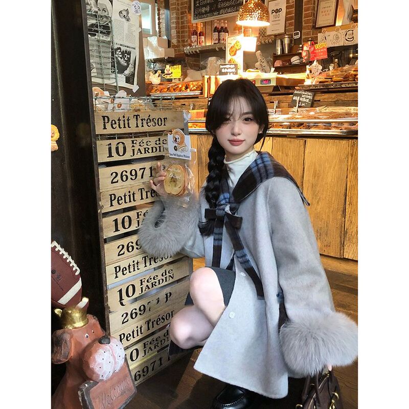 Nautical Artist/Korean-Style Plaid Coat, New Spring and Autumn Model with Fur Sleeves, Navy Collar, Elegant Quilted Woolen Coat