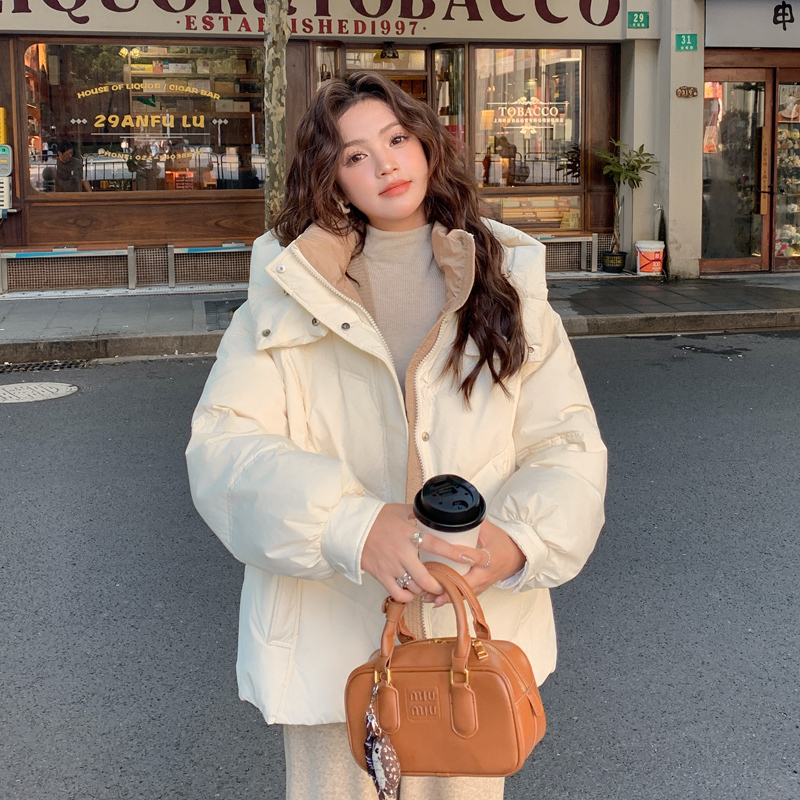 White Short down Jacket for Women, Winter 2026 New Style, Petite Cotton Coat, Warm Thick Outerwear, Women's Winter Clothing White Short down Jacket for Women, Winter 2026 New Style, Petite Cotton Coat, Warm Thick Outerwear, Women's Winter Clothing