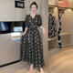 2022 new summer French retro high-end temperament Western-style high-end waist and thin V-neck printed dress