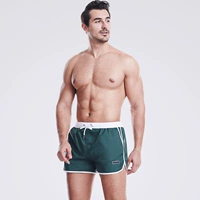 Темно-зеленый