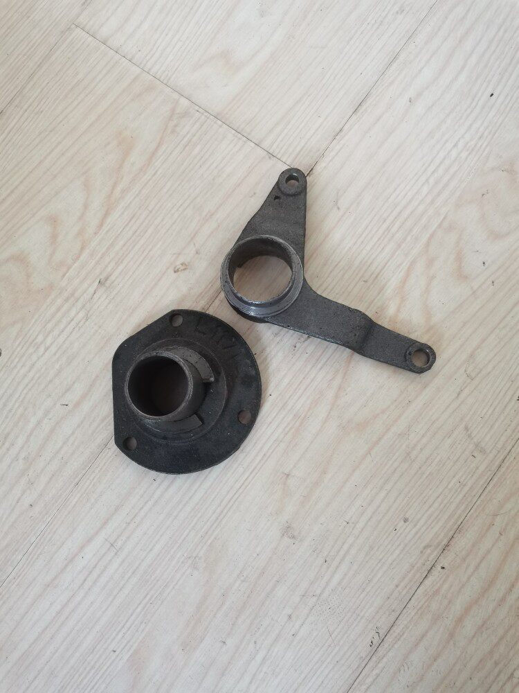 Foton five-star eight-speed separation seat assembly five-star agricultural vehicle tricycle clutch separation seat separation bearing