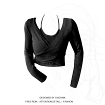 Plus-size womens clothing fat sister sweet and spicy wind rose pink fake two-piece slim-fit thin section solid-color knitted sweater womens spring chic tops