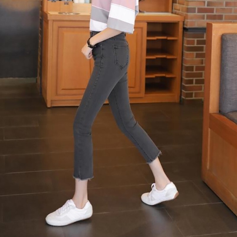 Smoky Gray Straight-Leg Cropped Jeans for Women, 2026 Spring/Summer New Style, Slim-Fit, Thin Cigarette Pants, Seven-Eighths Length