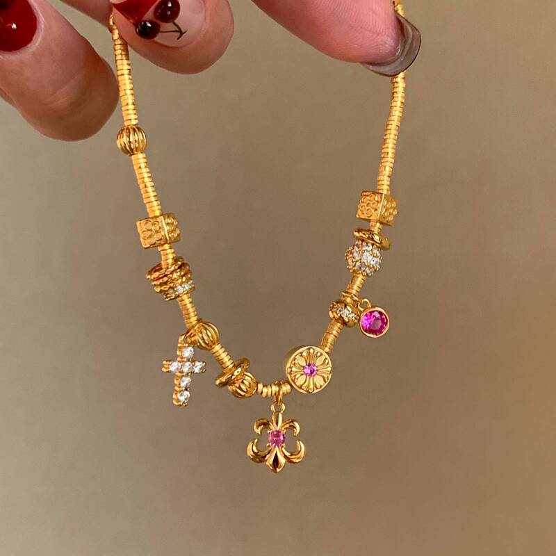 Golden Powder Family·Original Iris Flower Cross Winding Bracelet