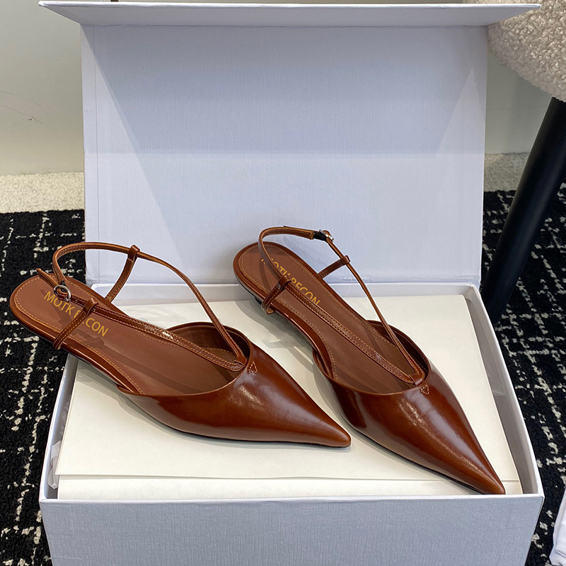 2026 Summer Pointed-Toe Stiletto High Heels for Women with Back Straps, Shallow Mouth, Closed Toe, Burgundy Wedge Heel, Back-Strap Sandals with Chunky Heels