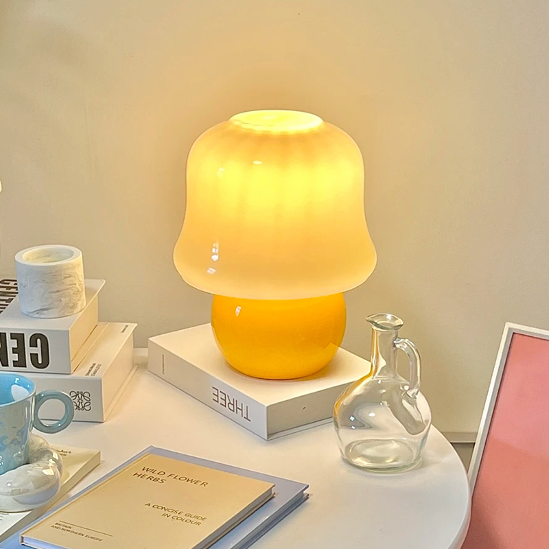 French-Style Cream Table Lamp, Mushroom Murano Vintage Glass, Living Room Ambiance Decoration, Bedroom Bedside Lamp with a High-End Feel