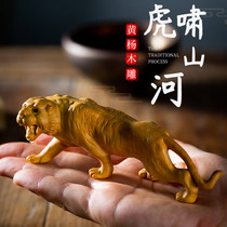 Small leaf yellow poplar wood carving handlebar piece solid wood engraving animal foodie for men to carry out the tiger handicraft