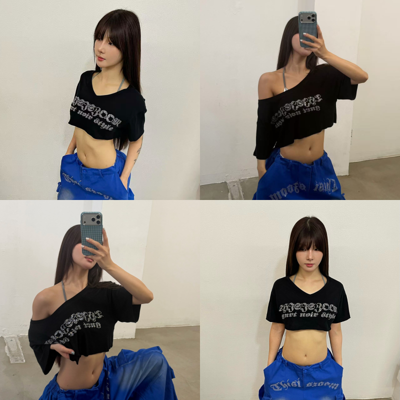 Tiz Spicy Girl Style Design Double-Row Rhinestone Printed Short Crop Top with V/Round Neck and Short Sleeves Tiz Spicy Girl Style Design Double-Row Rhinestone Printed Short Crop Top with V/Round Neck and Short Sleeves