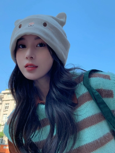 Трикотажная шерстяная демисезонная японская мультяшная милая удерживающая тепло шапка