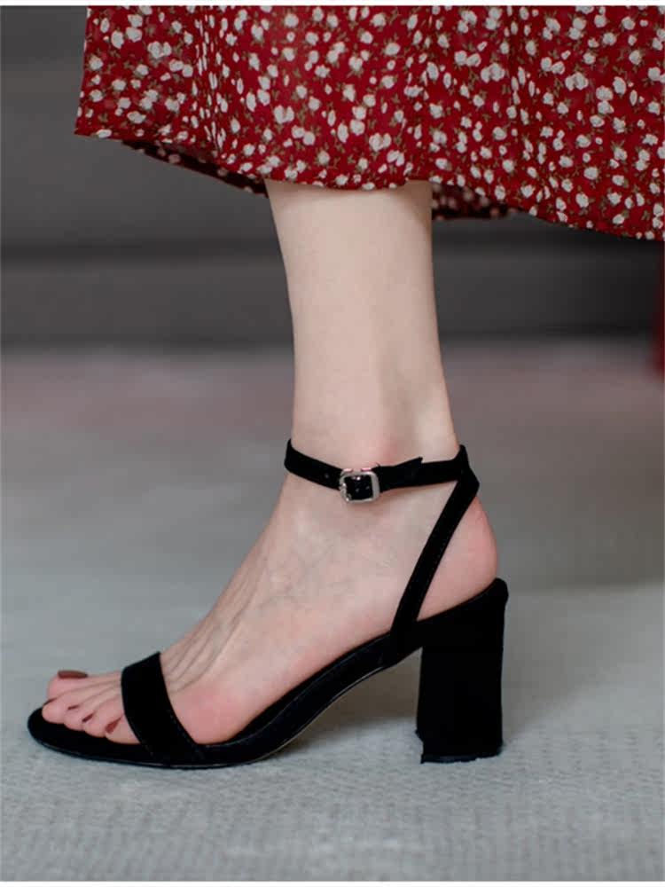 Black sandals women's 2022 summer new leather all-match fairy style one-word buckle belt mid-heel thick-heeled high-heeled shoes