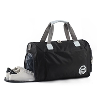 Черный чемодан, туфли