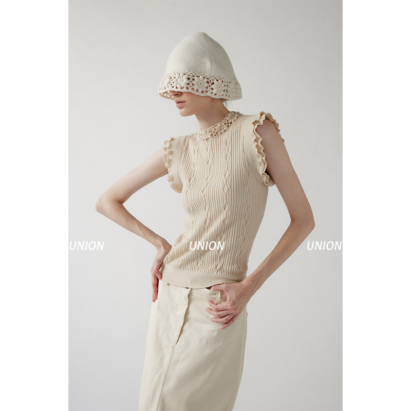 Union Officially Authorized Nonetone 26 Spring/Summer Milk Apricot Wool Knitted Hand-Crocheted Floral Small Flutter Sleeve Top
