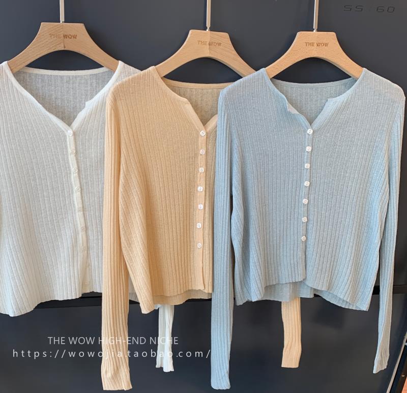 THEWOW is simple and simple and gas color is super good - looking imported Tisi flax sun shawl sweater