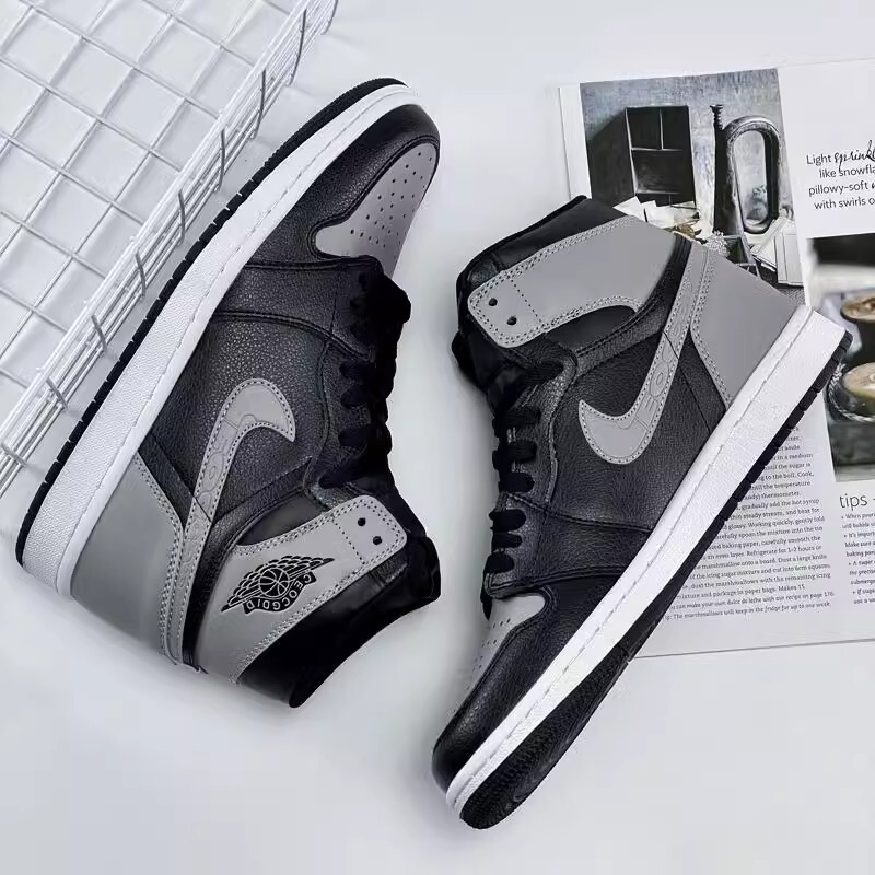 Putian Men's Shoes Aj High-Top Shadow Gray Sneakers Men's Aj1 Mid-Top Basketball Shoes Couple Casual Black Mocha Women's Shoes