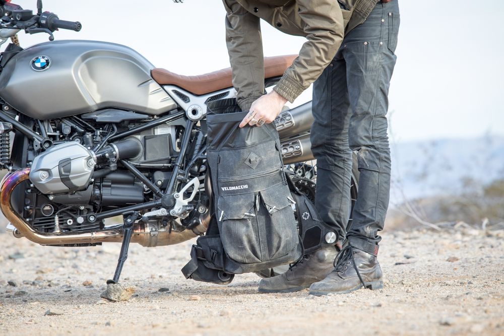 USA Velomacchi 40 28 Liters Casual Cycling Backpack Helmet Bag Computer Bag Support GOPRO