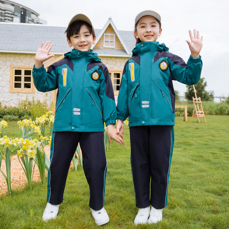The three - piece suit of school uniform sub - front dress 2021 new kindergarten garden clothing autumn and winter wear clothing suit