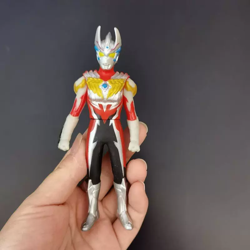 Темная игрушка из мягкого пластика модель Dark First Generation Geed Orb Ax Severantero Cerro