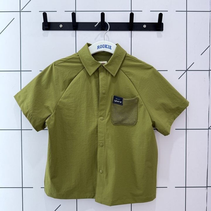 Levi's Big Kids' Short-Sleeved Shirt Lv2532101Gs-005 Levi's Big Kids' Short-Sleeved Shirt Lv2532101Gs-005