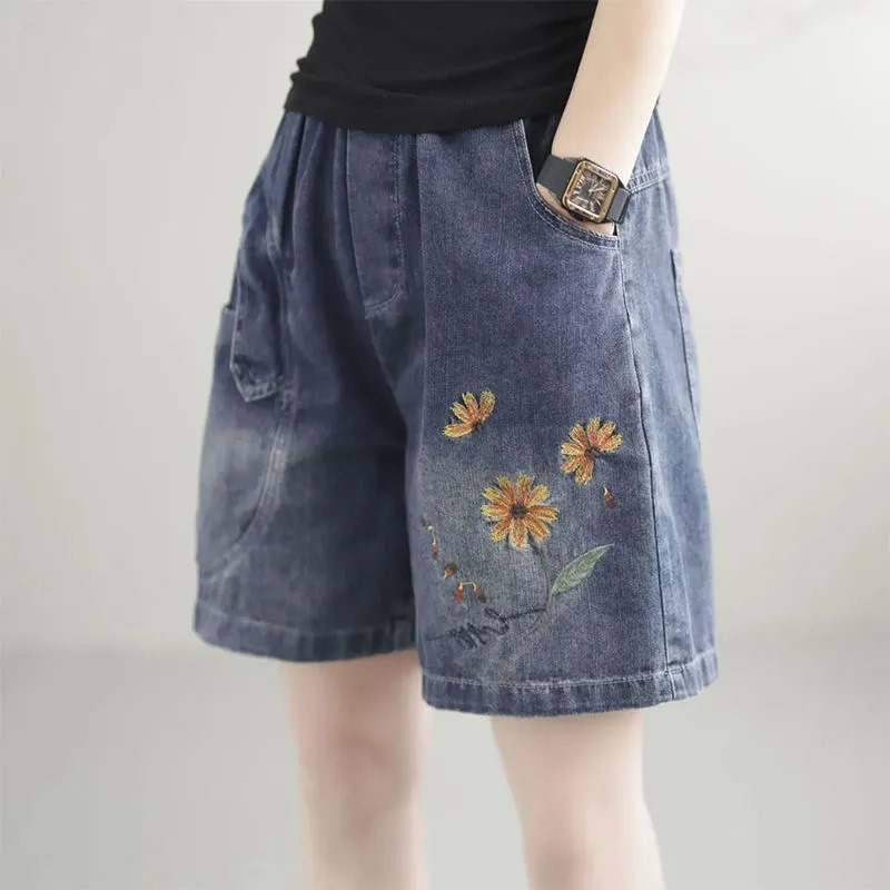 Women's Denim Shorts for Summer, Thin Style, Plus Size, Slimming, Loose Fit, Vintage Distressed Embroidery, Harem Five-Point Shorts