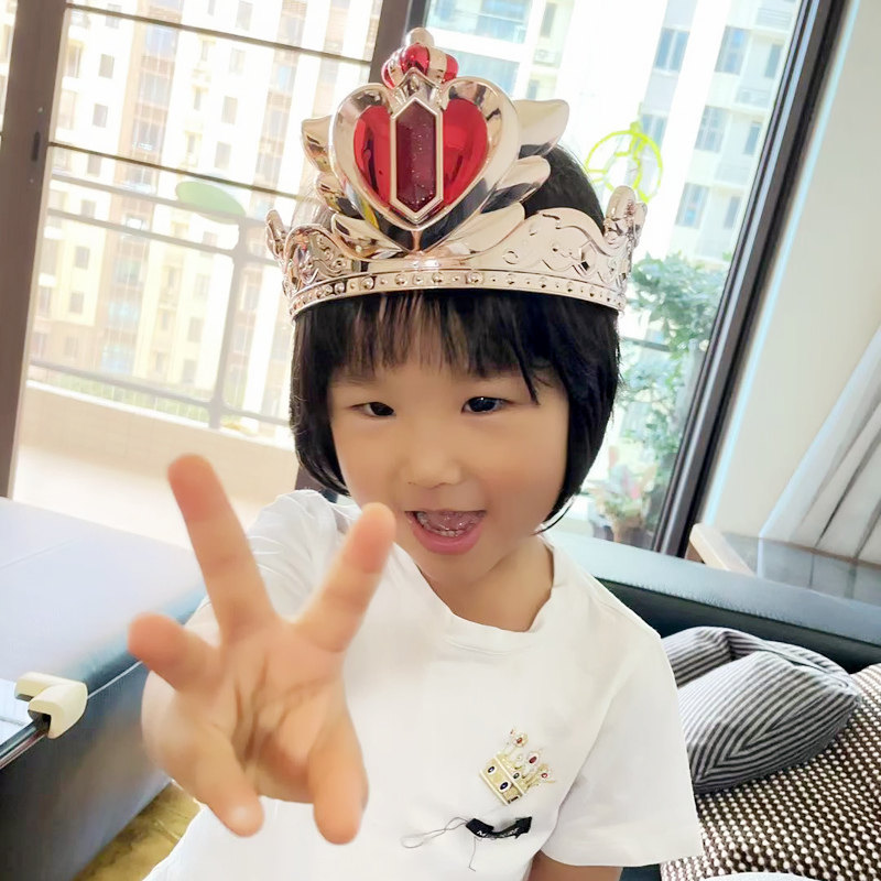 Child Crown Magic Wand Suit Shine Female Head Accessories Hair Stirrup Elsa Princess Ornaments Six-Section Gift Toys 