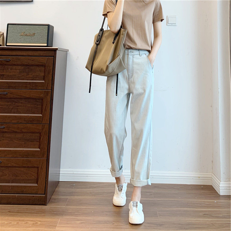 Large size light-colored thin soft jeans women's summer fat mm high waist pear-shaped figure slim pants straight 200 catties