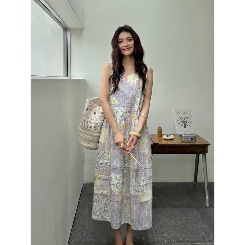 Zhang Xiaoyang Sleeveless Vacation Style Color-Block Vest Long Dress for Women, Summer Loose Fit Slimming Floral Elegant Dress Zhang Xiaoyang Sleeveless Vacation Style Color-Block Vest Long Dress for Women, Summer Loose Fit Slimming Floral Elegant Dress