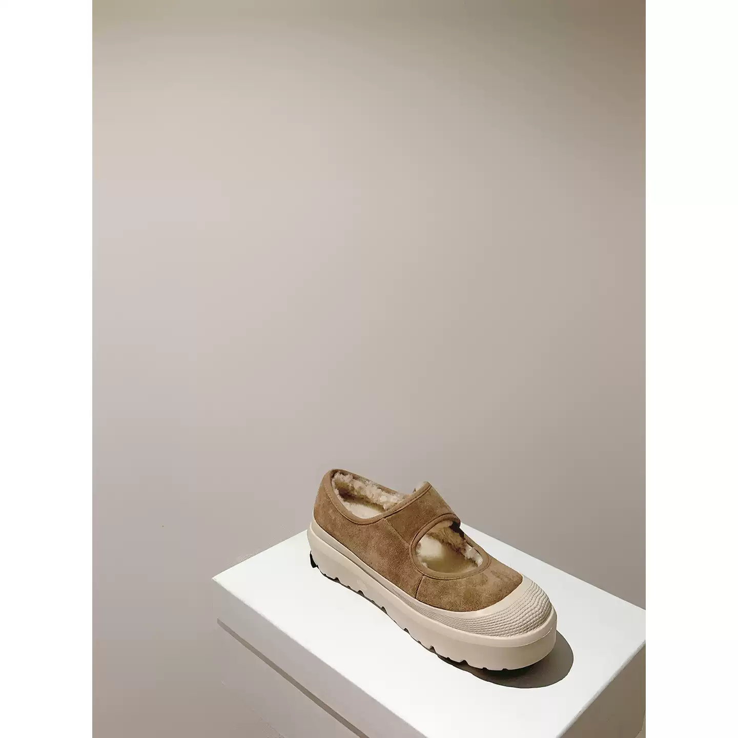 Australian lamb wool, snow boots