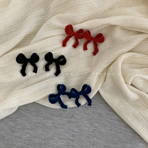 Flannel bow earrings for women 2021 New Tide autumn and winter flocking earrings temperament Joker retro harbor wind earrings