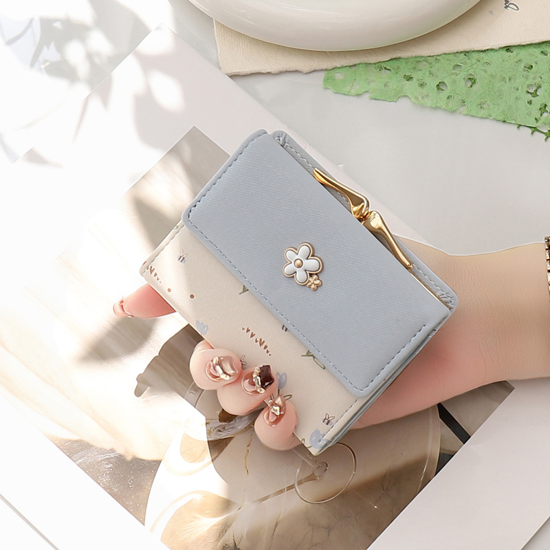 Wallet for Women, Short Style, 2026 New Model, Japanese Style, Cute Coin Purse for Girls, Student Wallet, Compact and Exquisite Card Holder