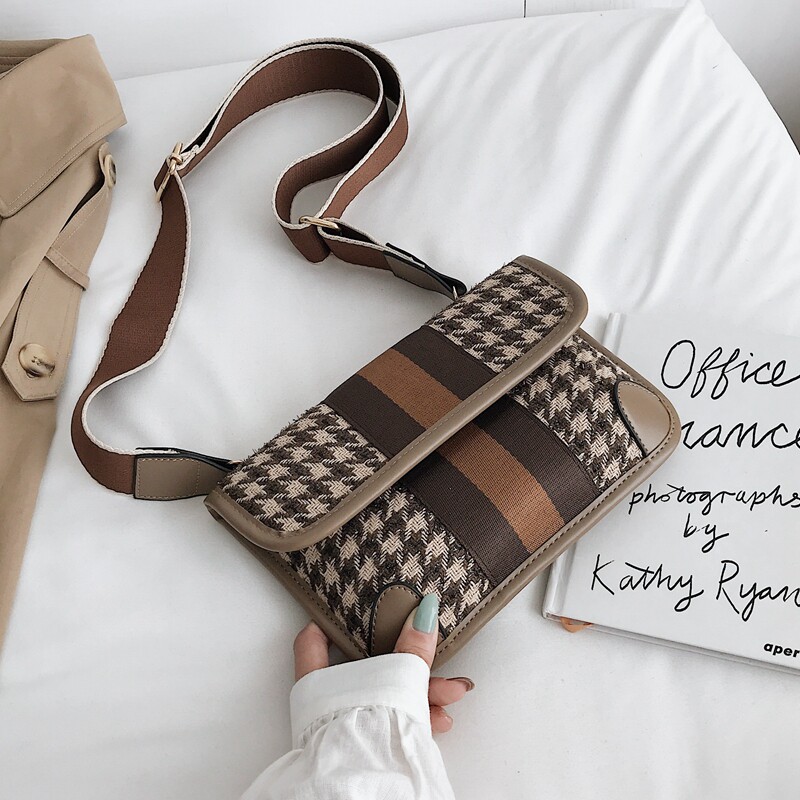 Counter small bag female 2022 new trendy fashion all-match texture messenger bag Western style broadband shoulder chest bag