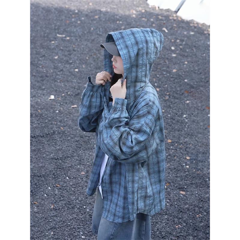 Blue Long-Sleeved Sun Protection Clothing for Men and Women, Summer American Retro Plaid Shirt, Outdoor Lightweight Hooded Couple Jacket