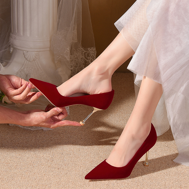 Red Wedding Shoes 2022 Autumn and Winter New Style Bridal Shoes Xiuhe Wedding Dress Two-Way Wear Chinese High Heels with a High-End Feel That Are Not Tiring for the Feet