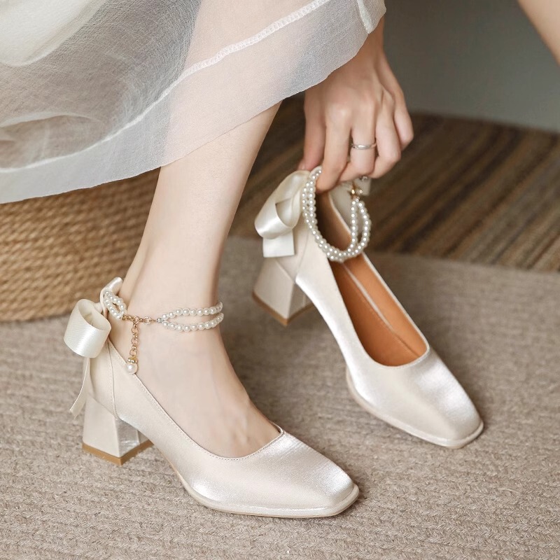 French-Style Chunky Heel Shoes for Women, Gentle Bridesmaid White Mary Jane Wedding Shoes, Bride High Heels, Wedding Dress Shoes That Are Comfortable and Not Tiring French-Style Chunky Heel Shoes for Women, Gentle Bridesmaid White Mary Jane Wedding Shoes, Bride High Heels, Wedding Dress Shoes That Are Comfortable and Not Tiring