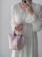 Светло-фиолетовый пони без золотой пряжки 18 см.