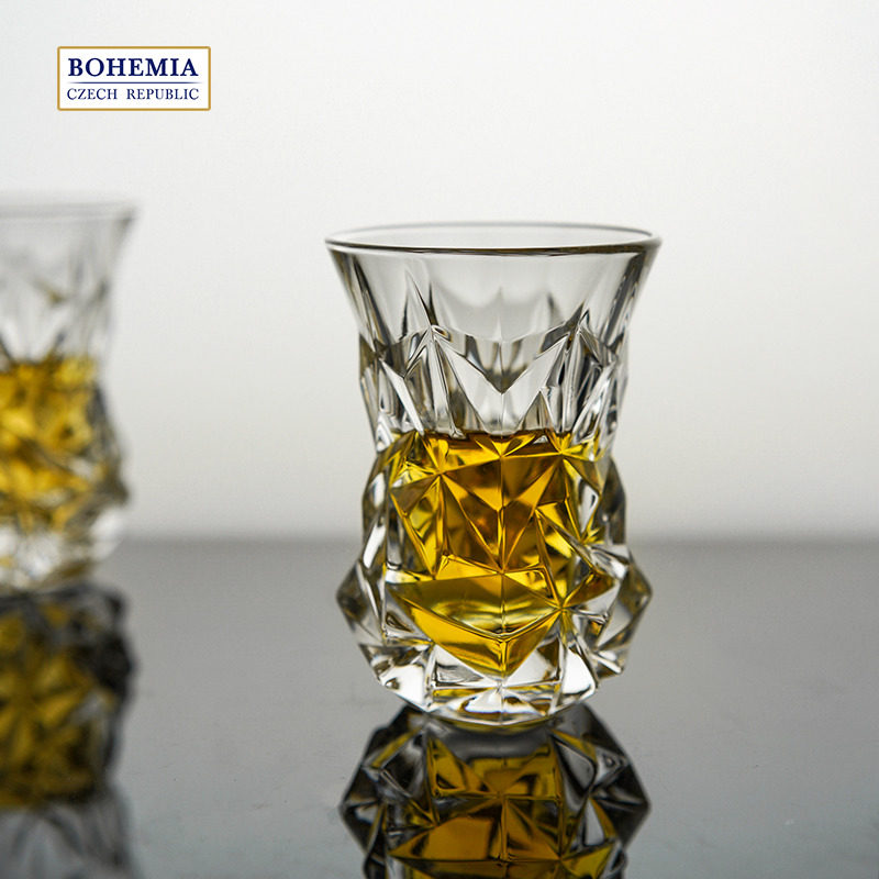 Czech Crystal Glass Glacier Whisky Wine Cup Foreign Wine Spirits Smelling Cup Subnet Red 1-mouth Cup Small Number