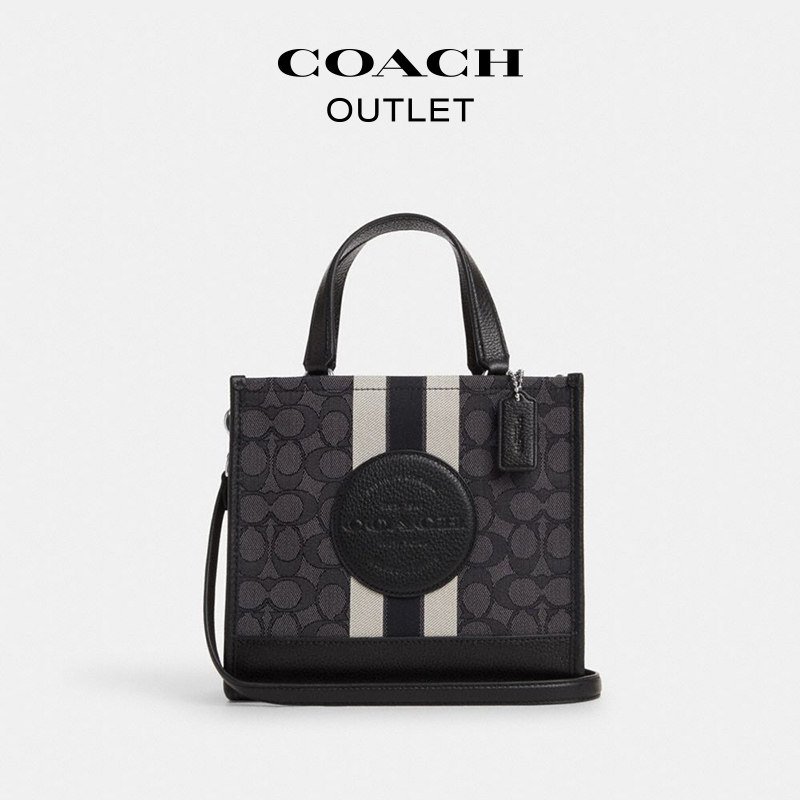 [New Year's Gift] COACH Outlet Women's Coach Patchwork Dempsey No. 22 Tote Bag