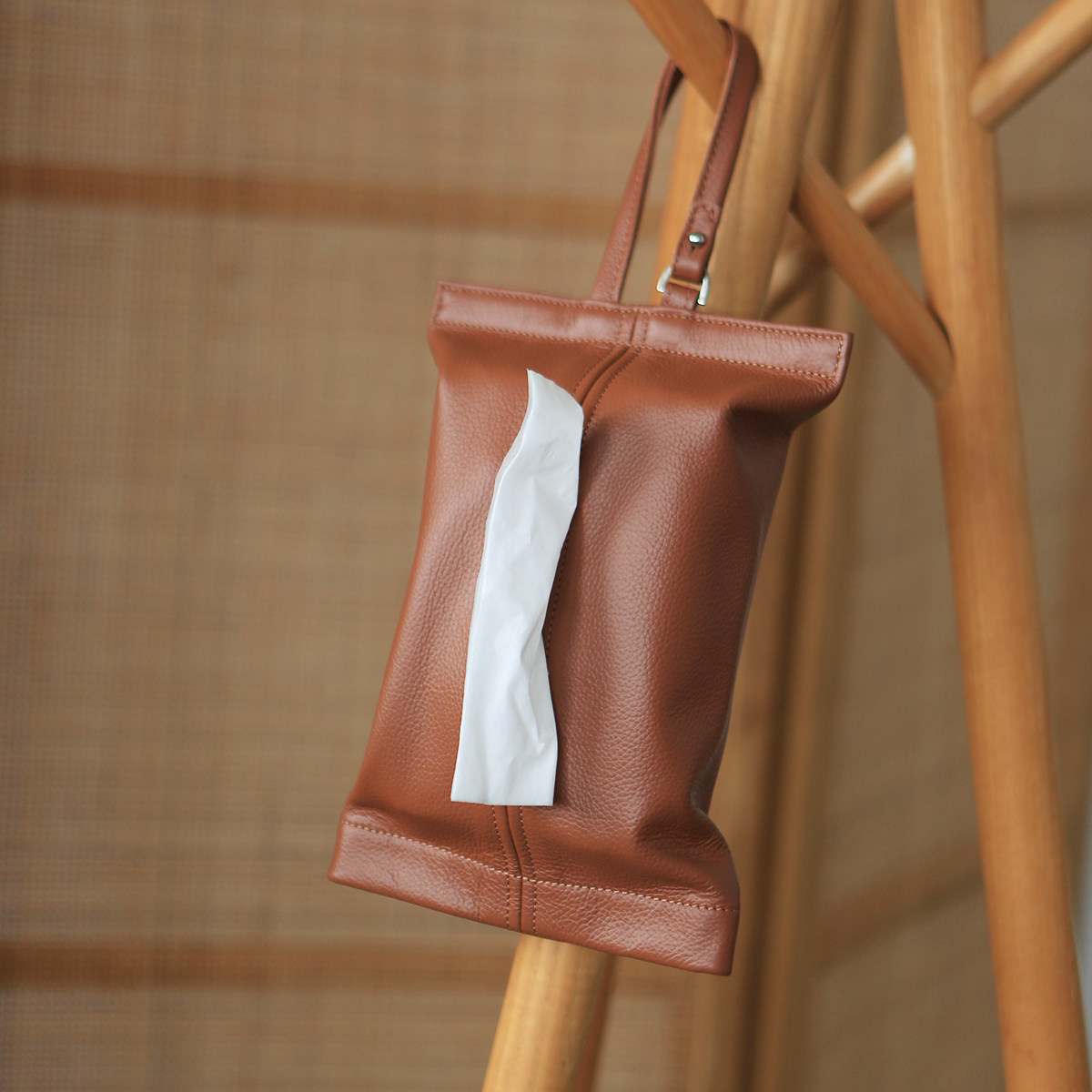 Car-Mounted High-End Tissue Box, Car Armrest Box, Tissue Box, Face Towel Storage Bag, High-End Tissue Cover