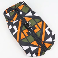 Оранжевый пуховик