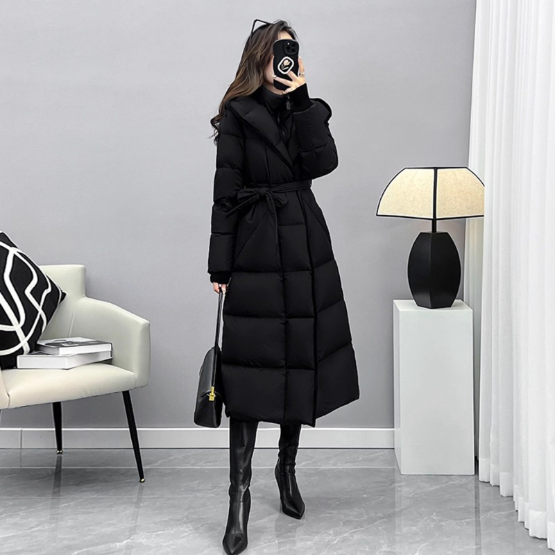 Beiluo La Women's down Jacket 2025 New Winter Mid-Length Stylish Black Hooded Coat with Waist-Cinching Belt Trendy