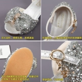 Сандалии для принцессы, летние туфли, детская обувь на высоком каблуке, для подиума, мягкая подошва