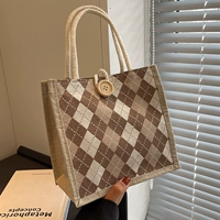 Коричневая кнопка в стиле три