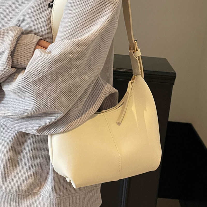 Small underarm bag, retro one-shoulder bag
